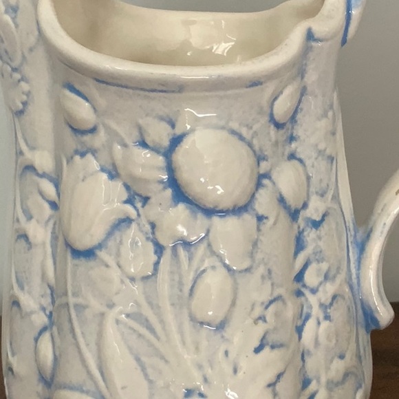 Handmade Ceramic Pitcher. HOST PICK 1/16/25. - Picture 2 of 7